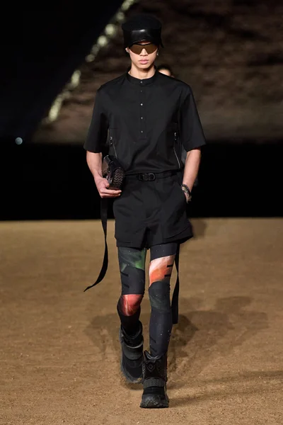 Look 68